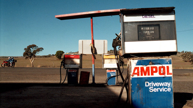 The fight over emission standards is a repeat of the argument over the introduction of lead-free petrol.