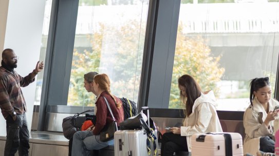 Passengers were forced to find alternative routes after Bonza planes were repossessed.