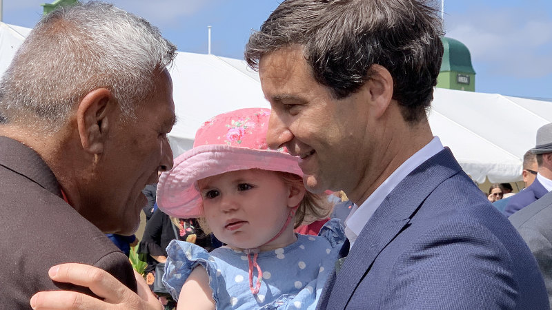 Jacinda Ardern S Daughter Neve Wins Hearts At Nz Event