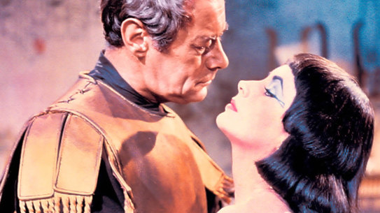 Caesar greatly admired Cleopatra's calendar.