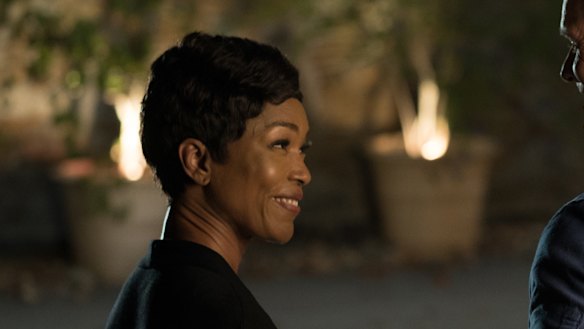 The characters in 9-1-1 are so lovable we can forgive them this much nonsense in one episode.