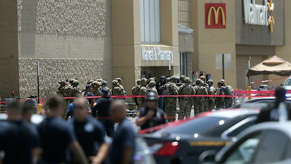 Several law enforcement agencies respond to the El Paso shooting. 