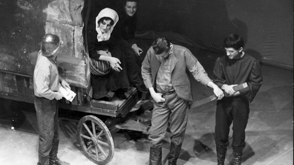 Germaine Greer stars in the Sydney University production of  Mother Courage with Maree D'Arcy, Ron Blair and Paul Thom.