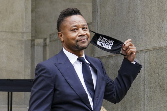 Cuba Gooding Jnr leaves court after a hearing in his sexual misconduct case in New York in 2020.