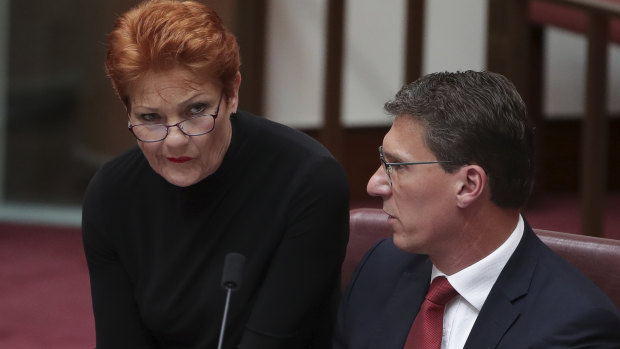 Pauline Hanson put forward a motion to seek the structural separation of the banking system. 