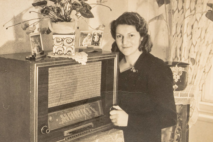 The Nazis Knew My Name: Magda Hellinger's strange connection with SS guard Irma  Grese