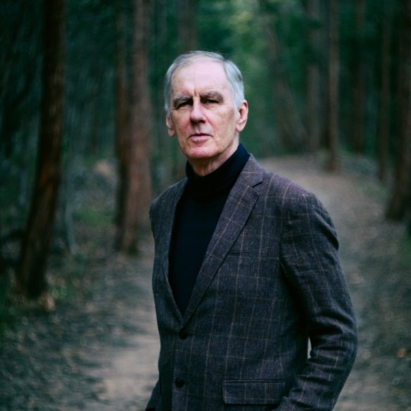 Robert Forster of the Go-Betweens fame is making an exclusive Brisbane appearance at Wynnum Fringe.
