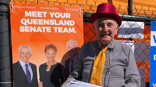 One Nation volunteer John MacDonnell tells voters the Lockyer Valley is Pauline Hanson's "home territory".