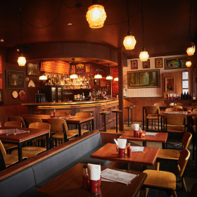 The warm and textural front bar.