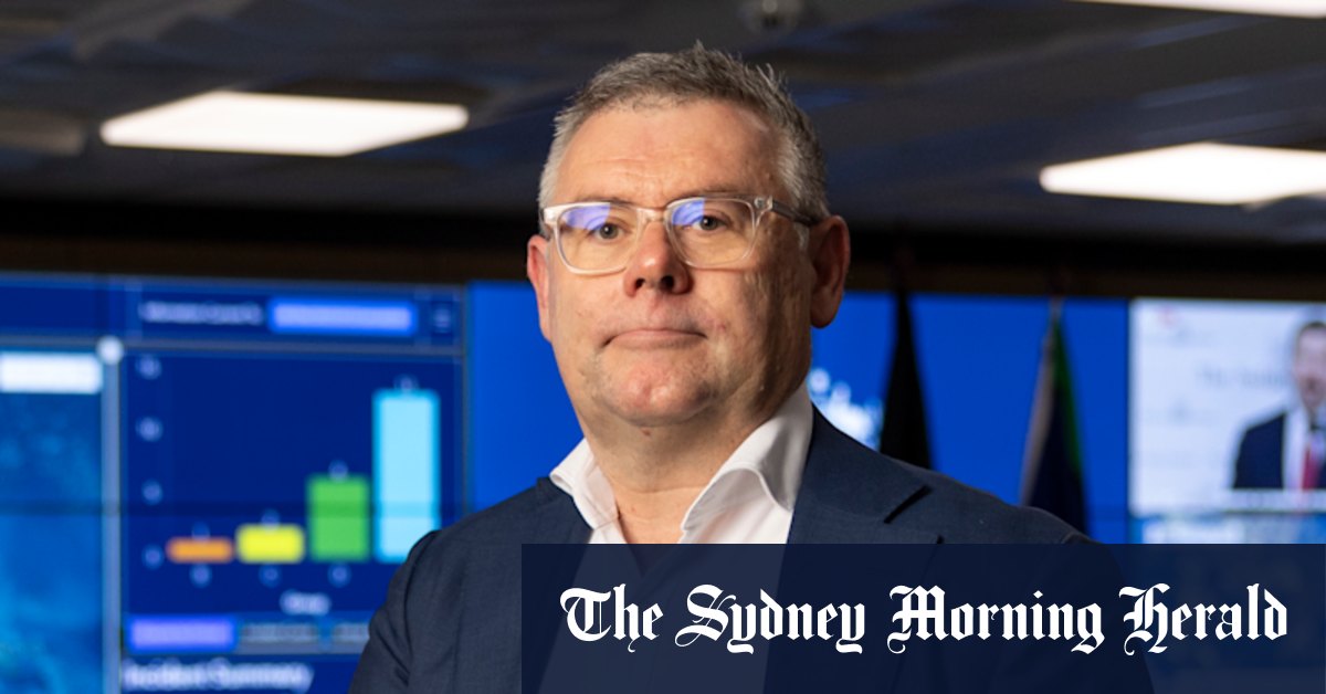 Federal politics: With floods and fires, Emergency Management Minister Murray Watt has had a busy year - Vimarsana News
