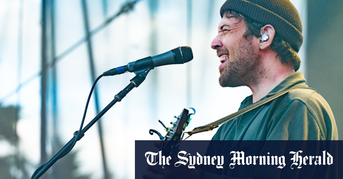 Fleet Foxes not so fleet of foot with new music - Vimarsana News