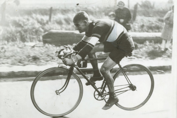 Hubert Opperman in 1934.