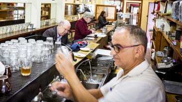 Melbourne institution Pelligrini's reopened its doors on Bourke Street.