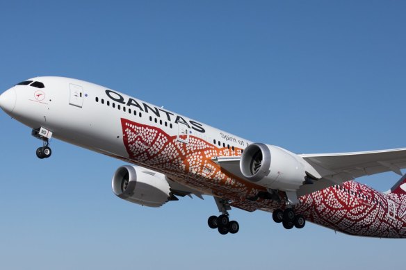 Qantas says it will bypass Perth on its non-stop flights to London. 
