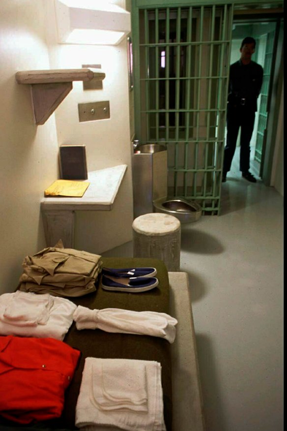A 1994 photo of a typical cell at the ADX, where El Chapo is likely to serve his prison sentence.