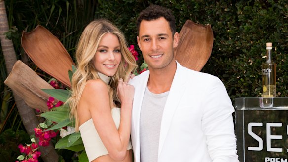 The Whale Beach clifftop mansion designed and constructed by Jennifer Hawkins and her builder husband, Jake Wall, has settled for $30 million to a mystery buyer.