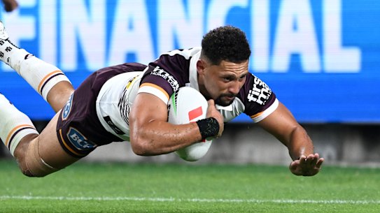 Gehamat Shibasaki scores for the Broncos.