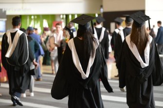 A COVID-19 cluster has been linked with a graduation ceremony at Griffith University at the Brisbane Convention and Exhibition Center.