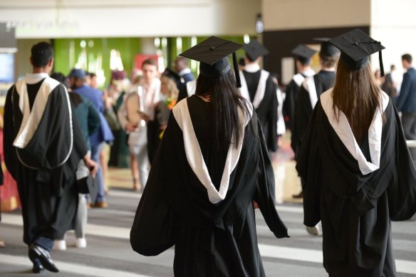 A COVID-19 cluster has been linked to a Griffith University graduation ceremony at the Brisbane Convention and Exhibition Centre.