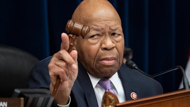 Democrat politician Elijah Cummings, who led investigations into President Donald Trump, has died.