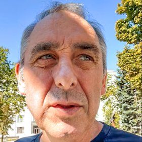 Mark Lowe, an English teacher and amateur journalist based in Vladivostock. 
