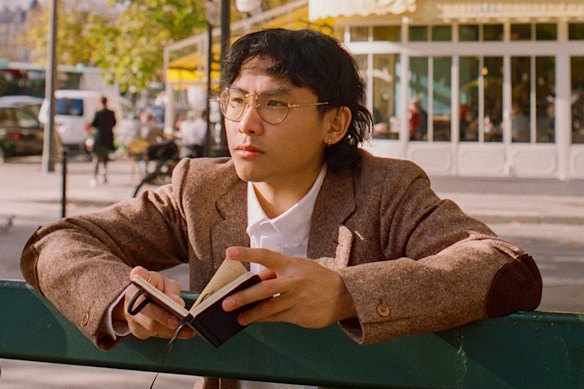 Grant Perez, aka Grentperez, writes love songs influenced by classic 1970s R&B.
