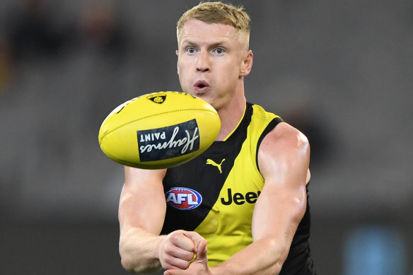 Josh Caddy has re-signed with the Tigers.