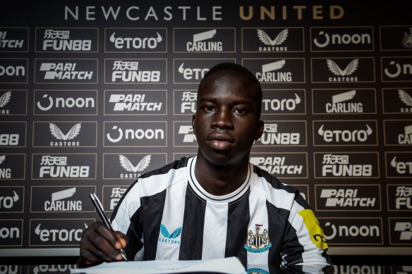 Garang Kuol has been officially unveiled by Newcastle United.