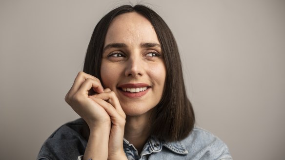 Gretel Vella, creator, writer and producer of recent TV series Totally Completely Fine, and has written for other shows including The Great and The Favourite, among others. At just 29, her career is rapidly on the rise. 