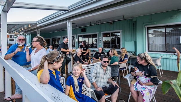 Crowds at Coledale RSL after its revamp.