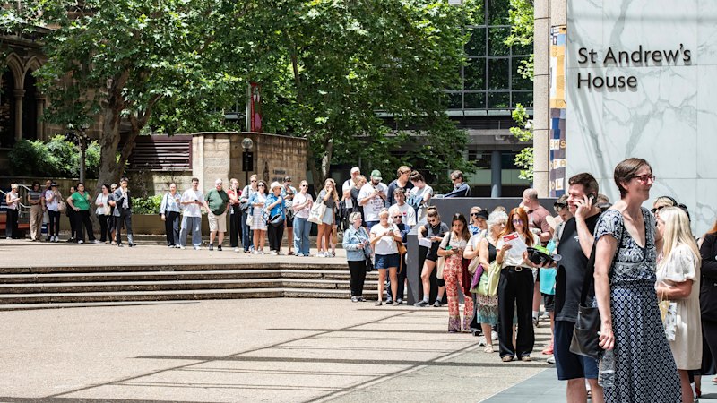 Sydney rolls up its sleeves in the aftermath of horror