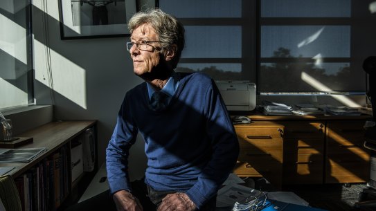 Professor Simon Gandevia.