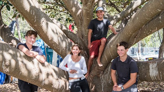 Students Rex Alameddine, Hamilton Thorley, Hannah Moffat, Patrick Foley Jones at Balmoral Beach 