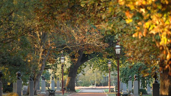 The “Melbourne region” at 8 million can deliver an economic boom for satellite cities like Ballarat.