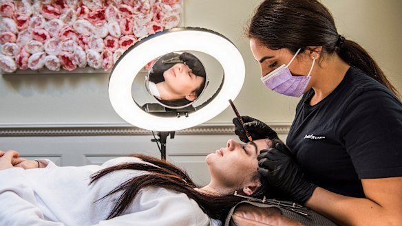 Rafaela Di Costanzo and Laura Iacono at PerfettoBrows prepare for reopening.