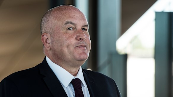 Sydney trains industrial action: David Elliott threatens to pursue NSW ...