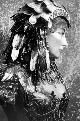 Zoe Caldwell as Cleopatra, 1967.