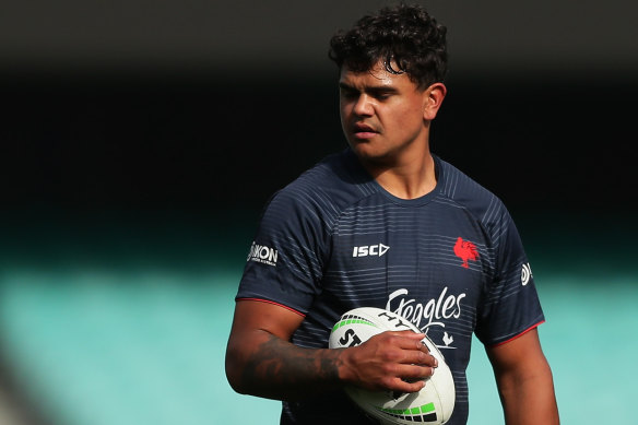 The Roosters could emerge as the final roadblock between Latrell Mitchell joining Souths.