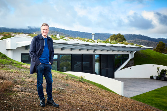 Peter Maddison visits another modern masterpiece for Grand Designs Australia.