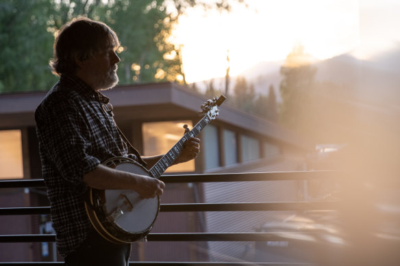 Bela Fleck is arguably the best player ever.