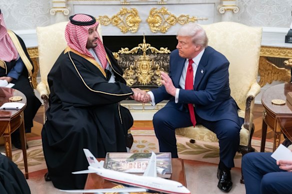 US-Iran perang pembaruan langsung: Trump mengklaim Iran memberinya hadiah terkait Selat Hormuz; PM Pakistan menawarkan untuk menjadi tuan rumah pembicaraan untuk mengakhiri perang; Iran bersumpah untuk berjuang sampai ‘kemenangan lengkap’