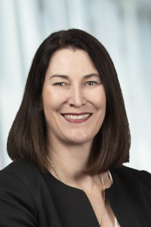  Angela Fox