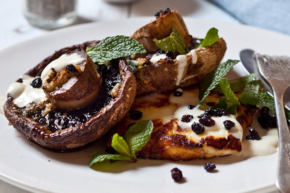 Grilled mushrooms with halloumi and tahini.