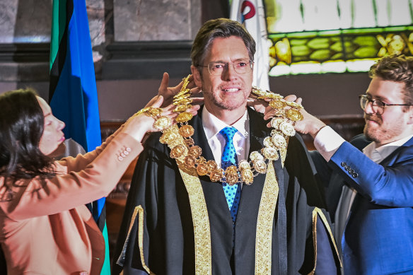Nick Reece is sworn in as the 105th lord mayor of Melbourne. 