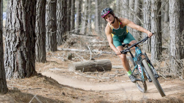 Penny Slater training on Mt Majura in Canberra in 2017.