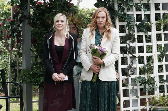 Collette as Macey with Anna Faris, left, as Savannah in The Estate.