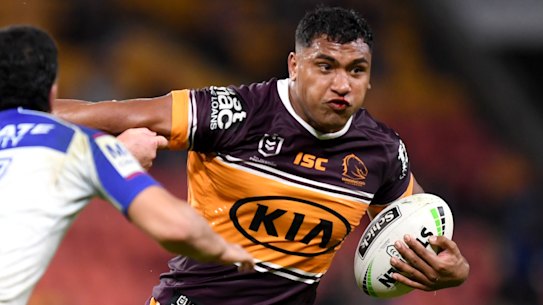Broncos star Tevita Pangai jnr is heading to the Bulldogs in 2022, but could play out the current season with the Panthers.
