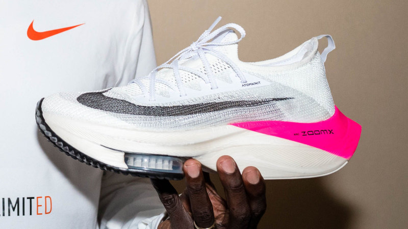 nike's controversial vaporfly shoes