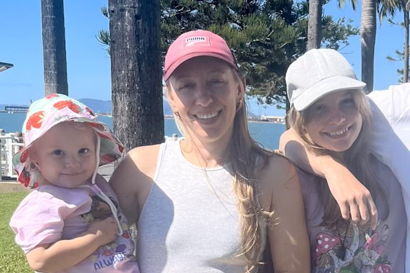 Karah Perry with two of her children  who died after house fire.