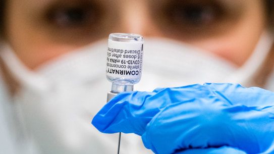 The rollout of the COVID-19 vaccine in Australia is facing delays.